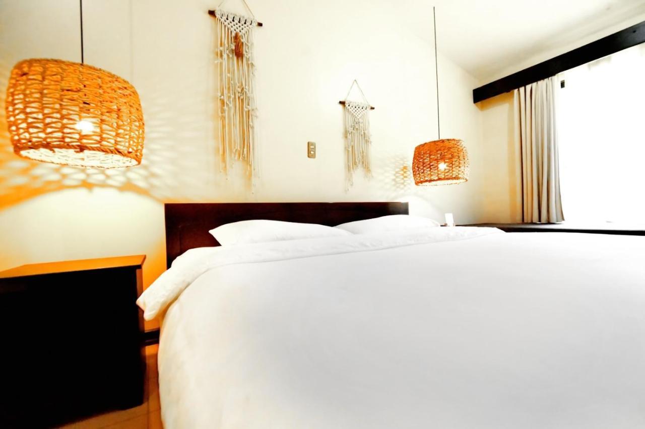 Hotel Mango Airport Рио-Сегундо Экстерьер фото